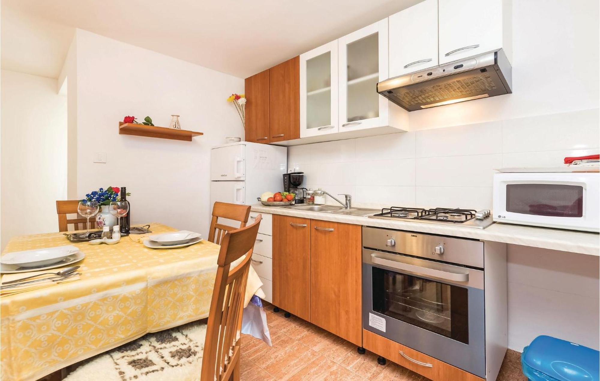 Awesome Apartment In Senj With Wifi المظهر الخارجي الصورة